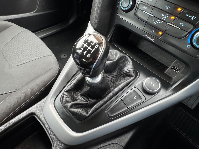 Used Ford Focus 2015 for sale - 76396659: Photo 26