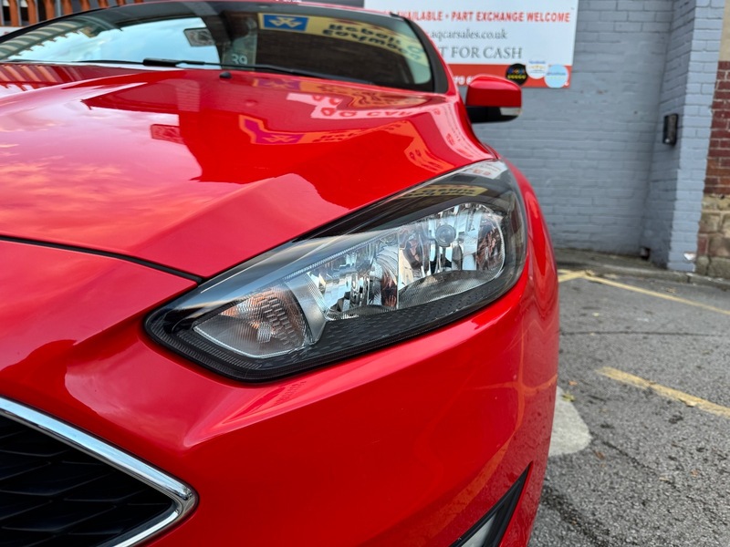 Used Ford Focus 2015 for sale - 76396659: Photo 9