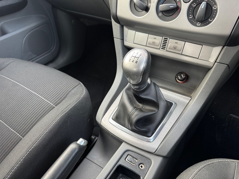 Used Ford Focus 2011 for sale - 76334126: Photo 17