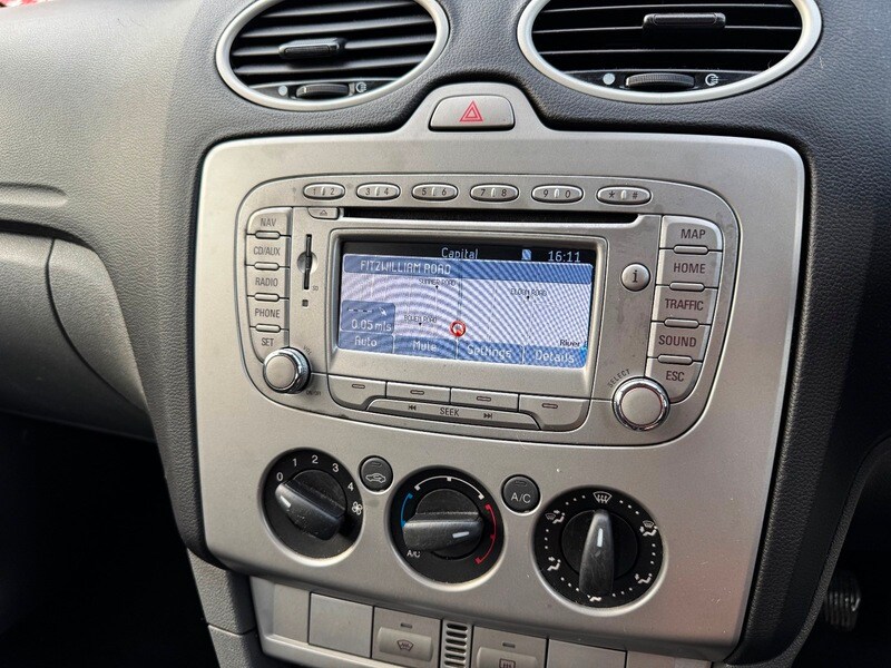 Used Ford Focus 2011 for sale - 76334126: Photo 18