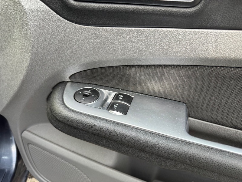 Used Ford Focus 2011 for sale - 76334126: Photo 22