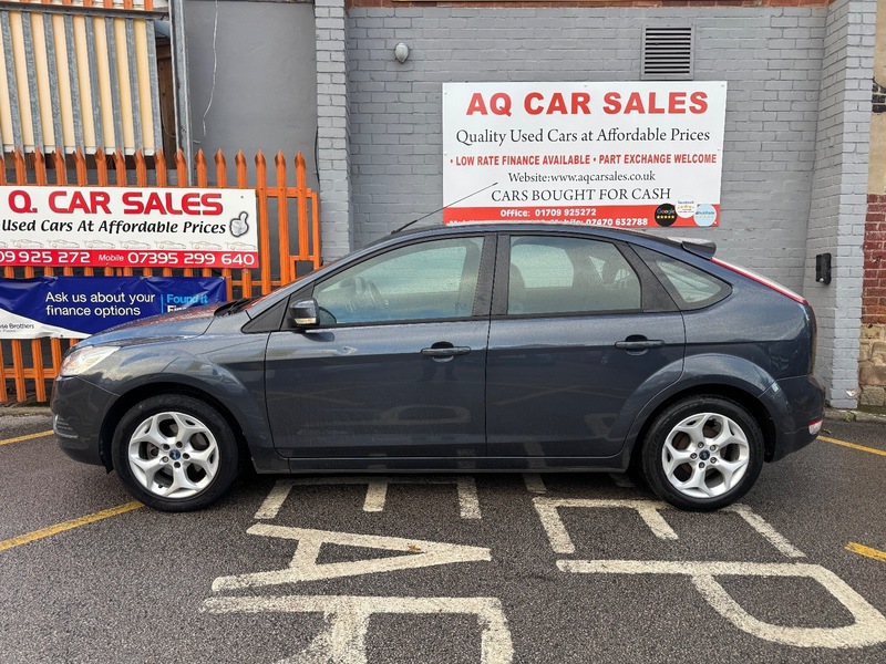 Used Ford Focus 2011 for sale - 76334126: Photo 4