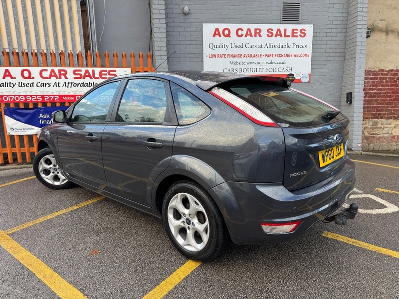 Used Ford Focus 2011 for sale - 76334126: Photo 5