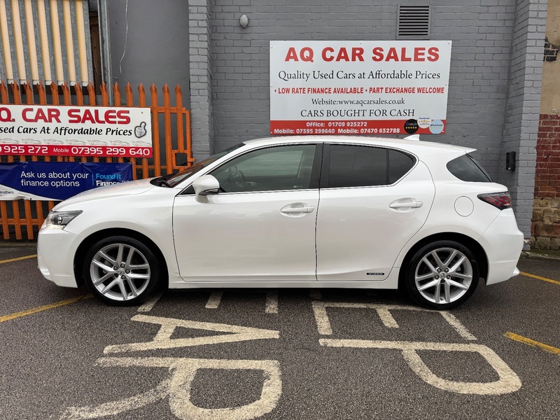 Used Lexus CT 2016 for sale - 76547432: Photo 4