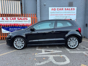 Used Volkswagen Polo 2013 for sale - 76396656: Photo