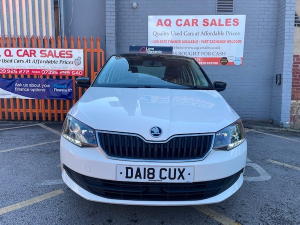 Used Skoda Fabia 2018 for sale - 74784896: Photo 2