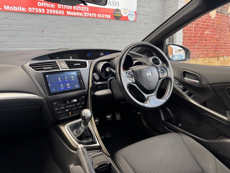 Used Honda Civic 2015 for sale - 77228004: Photo 9