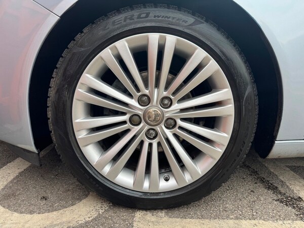 Used Vauxhall Insignia 2016 for sale - 75631538: Photo 28
