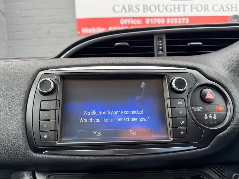 Used Toyota Yaris 2014 for sale - 76119428: Photo 29