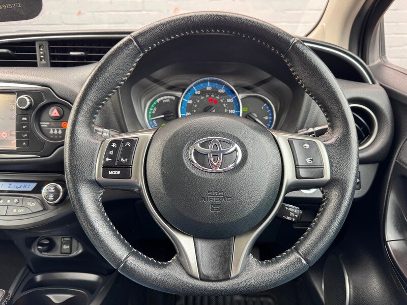 Used Toyota Yaris 2014 for sale - 76119428: Photo 33