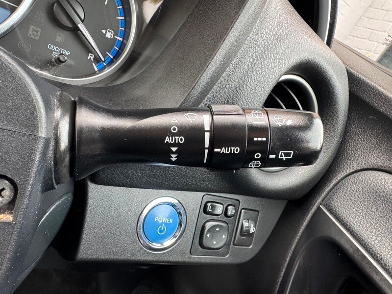 Used Toyota Yaris 2014 for sale - 76119428: Photo 38