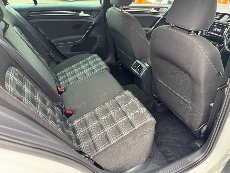 Used Volkswagen Golf 2014 for sale - 76470738: Photo 13