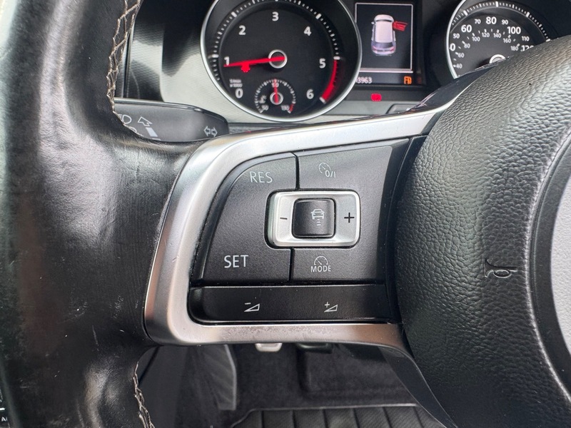 Used Volkswagen Golf 2014 for sale - 76470738: Photo 32