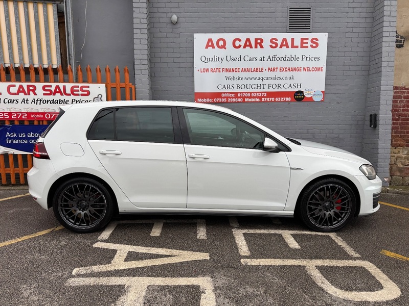 Used Volkswagen Golf 2014 for sale - 76470738: Photo 8