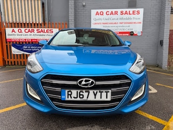 Used Hyundai i30 2017 for sale - 77781179: Photo