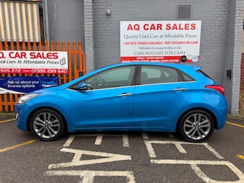 Used Hyundai i30 2017 for sale - 77781179: Photo