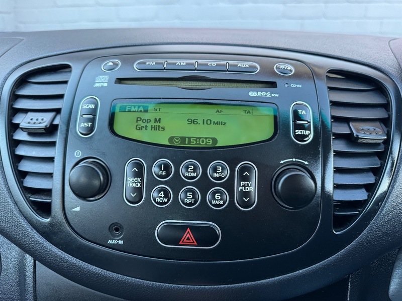 Used Hyundai i10 2010 for sale - 77096817: Photo 19