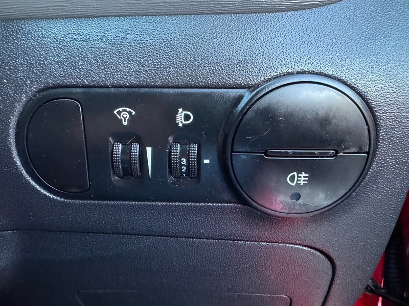 Used Hyundai i10 2010 for sale - 77096817: Photo 27