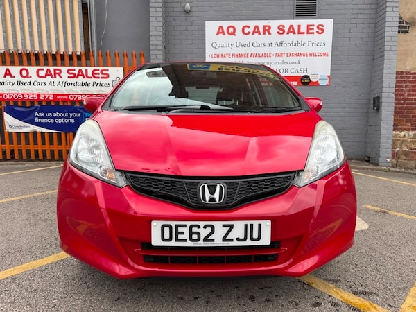 Used Honda Jazz 2013 for sale - 75666819: Photo 2