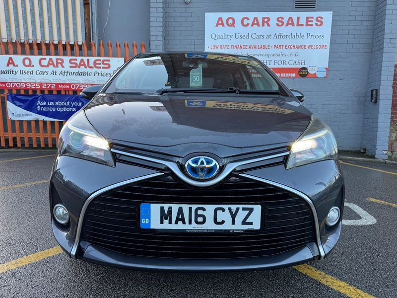 Used Toyota Yaris 2016 for sale - 76962926: Photo 2