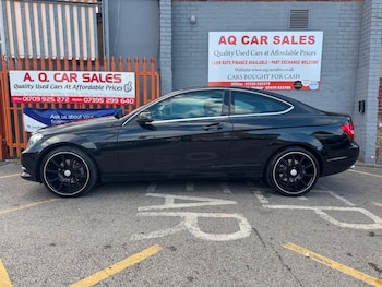 Used Mercedes-Benz C Class 2014 for sale - 79531035: Photo