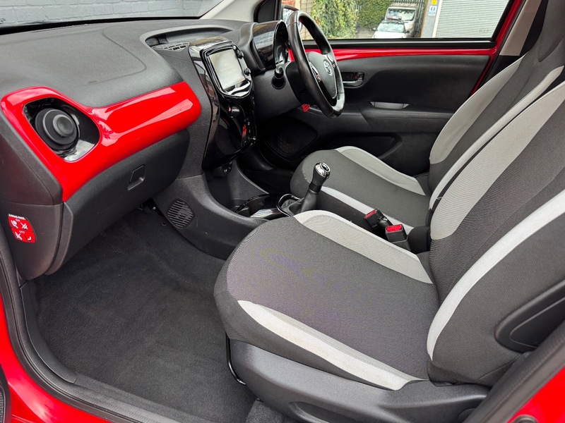 Used Toyota AYGO 2018 for sale - 76081462: Photo 12