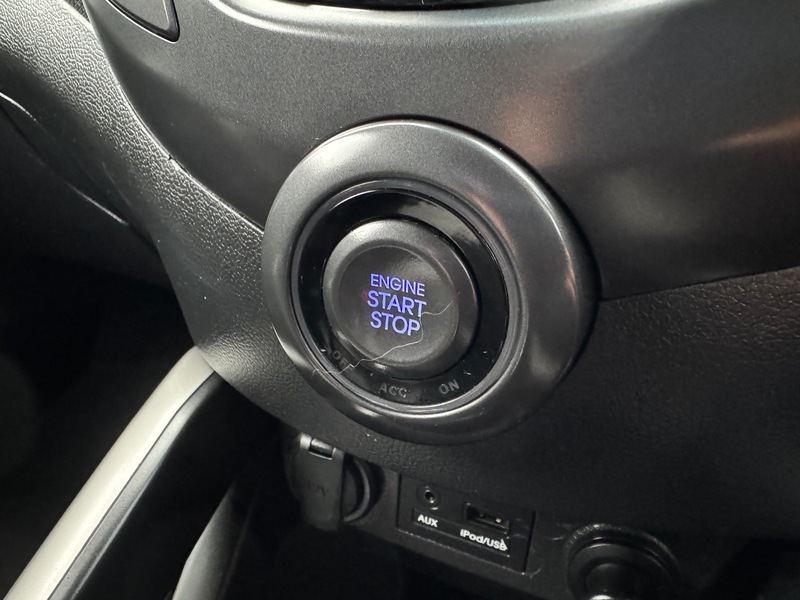 Used Hyundai Veloster 2012 for sale - 76334181: Photo 29