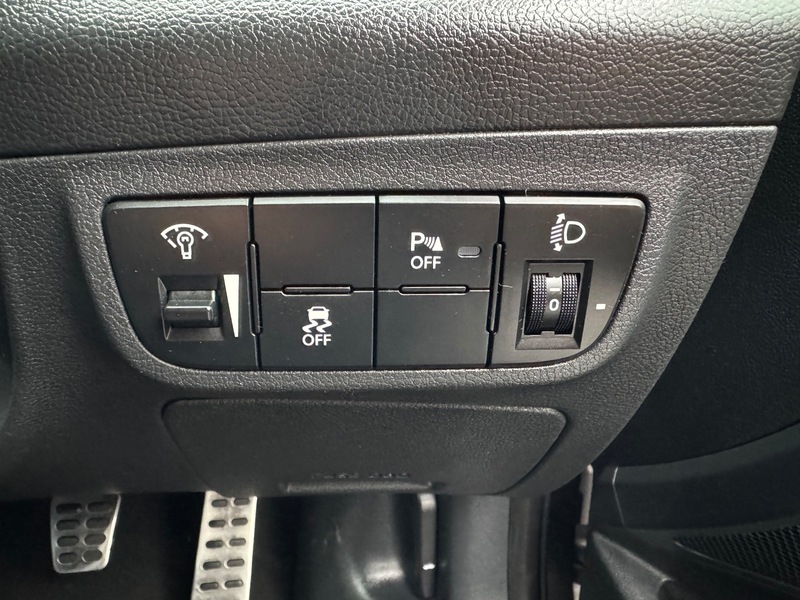 Used Hyundai Veloster 2012 for sale - 76334181: Photo 37