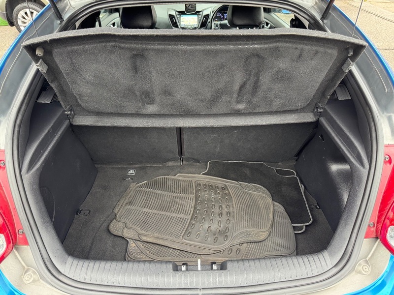 Used Hyundai Veloster 2012 for sale - 76334181: Photo 42