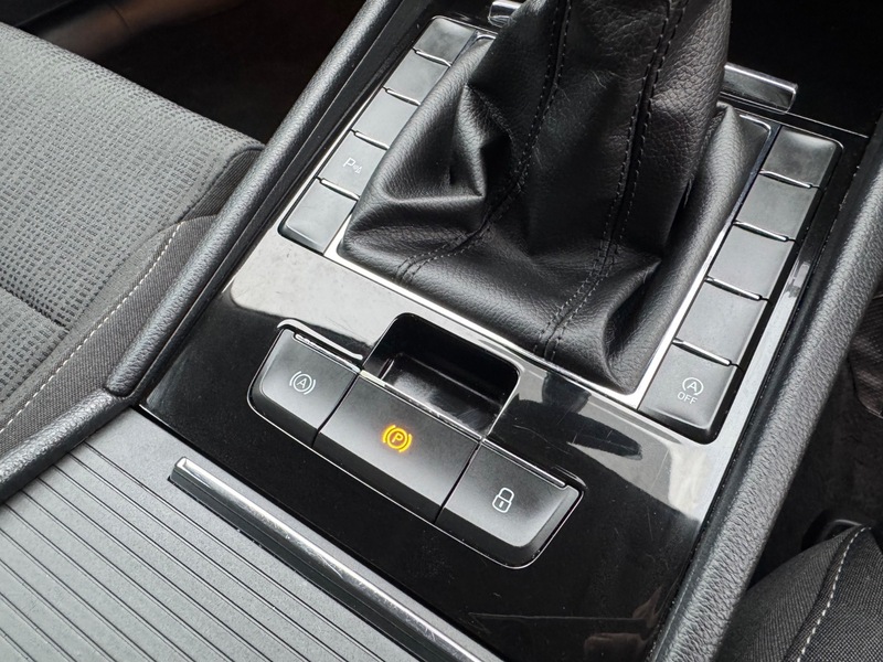 Used Skoda Superb 2019 for sale - 77328856: Photo 32