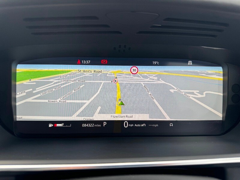 Used Land Rover Range Rover Sport 2018 for sale - 76119415: Photo 38