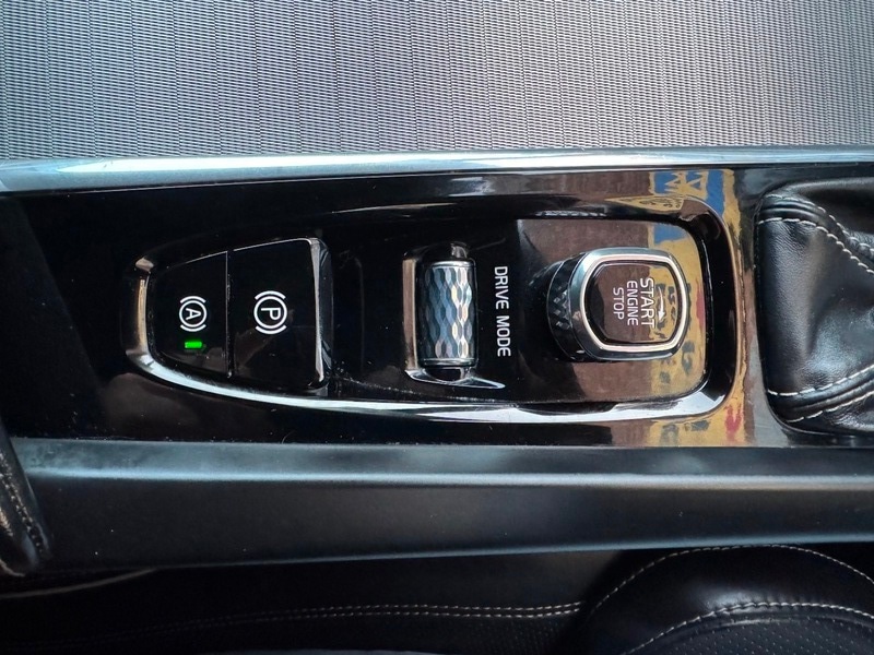 Used Volvo XC60 2018 for sale - 77118297: Photo 31