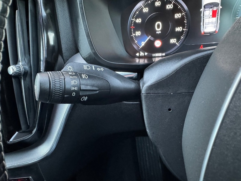 Used Volvo XC60 2018 for sale - 77118297: Photo 39