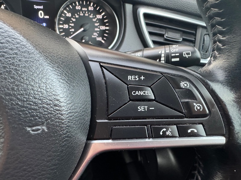 Used Nissan Qashqai 2017 for sale - 76884599: Photo 22