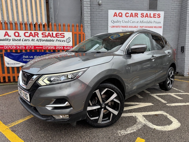 Used Nissan Qashqai 2017 for sale - 76884599: Photo 3