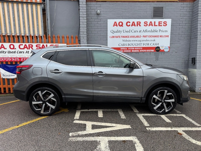 Used Nissan Qashqai 2017 for sale - 76884599: Photo 8