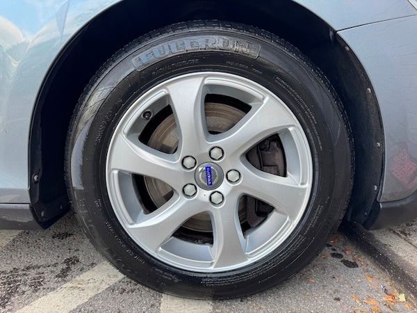 Used Volvo V40 2015 for sale - 76163727: Photo 12