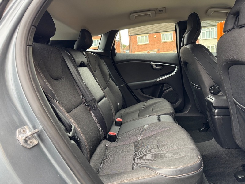 Used Volvo V40 2015 for sale - 76163727: Photo 16