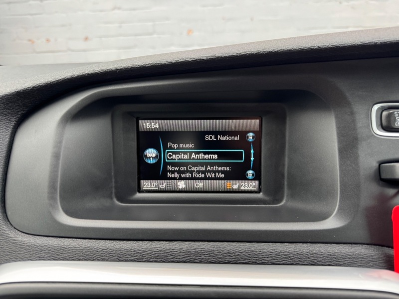 Used Volvo V40 2015 for sale - 76163727: Photo 19