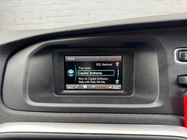 Used Volvo V40 2015 for sale - 76163727: Photo 19