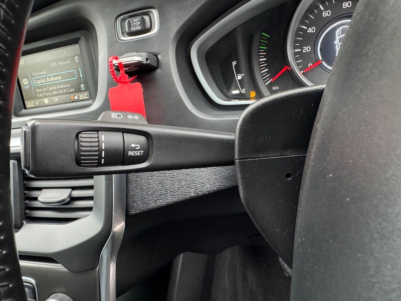 Used Volvo V40 2015 for sale - 76163727: Photo 34