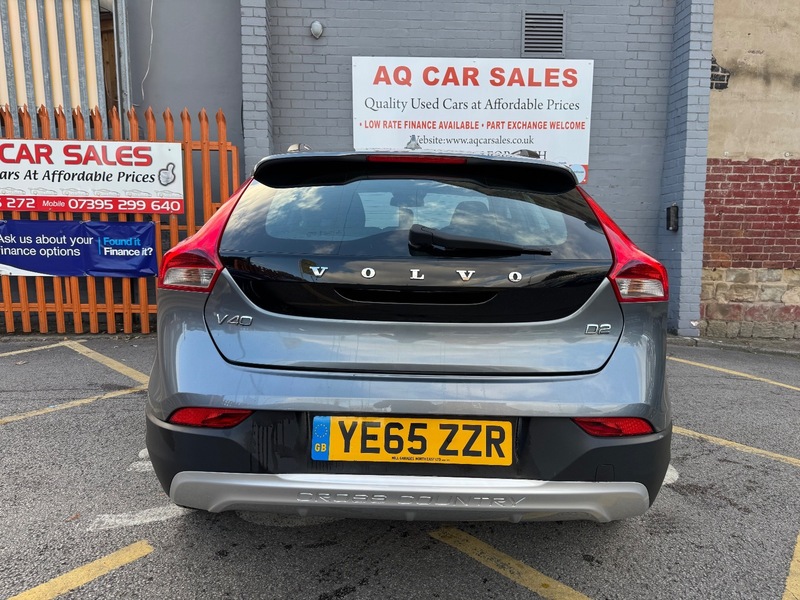 Used Volvo V40 2015 for sale - 76163727: Photo 6