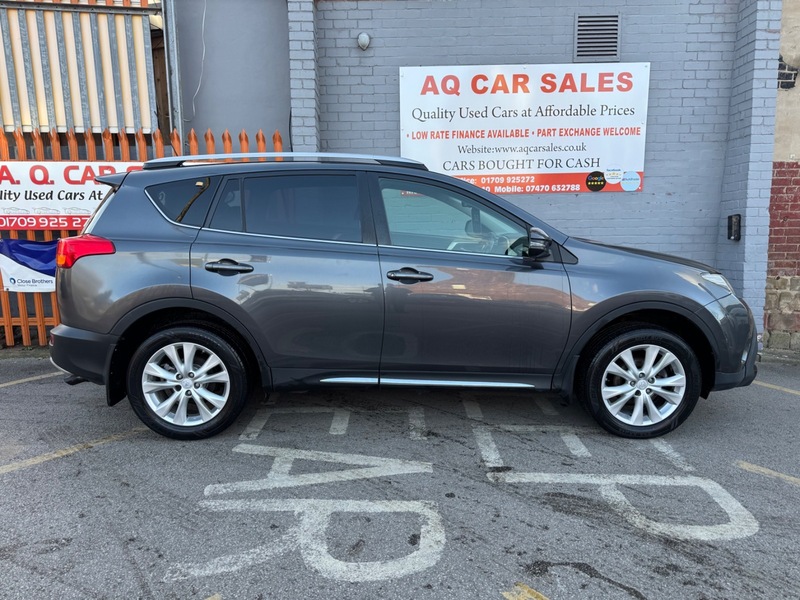 Used Toyota RAV4 2014 for sale - 78045220: Photo 8