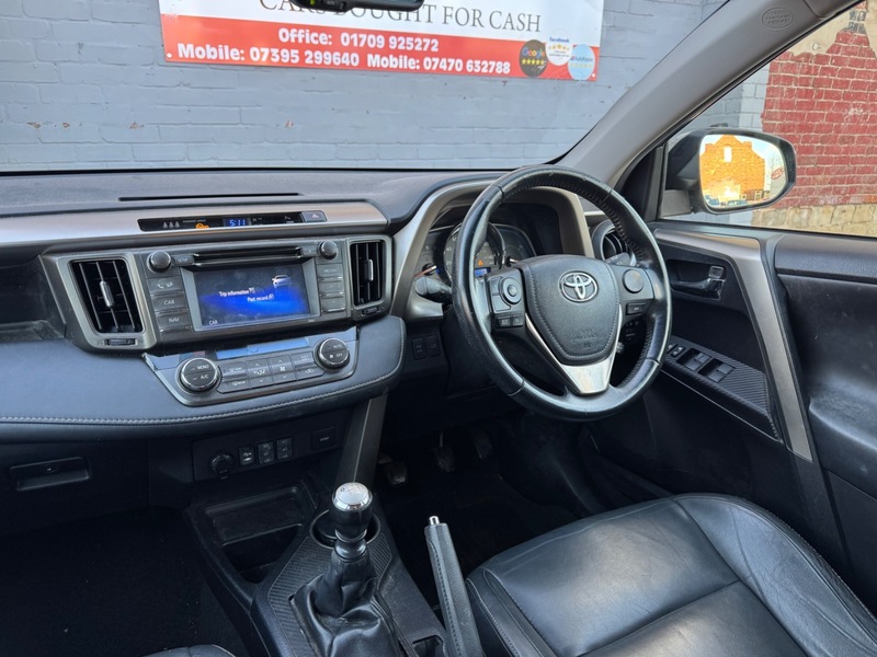 Used Toyota RAV4 2014 for sale - 78045220: Photo 9