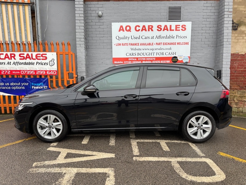 Used Volkswagen Golf 2021 for sale - 77437900: Photo 4