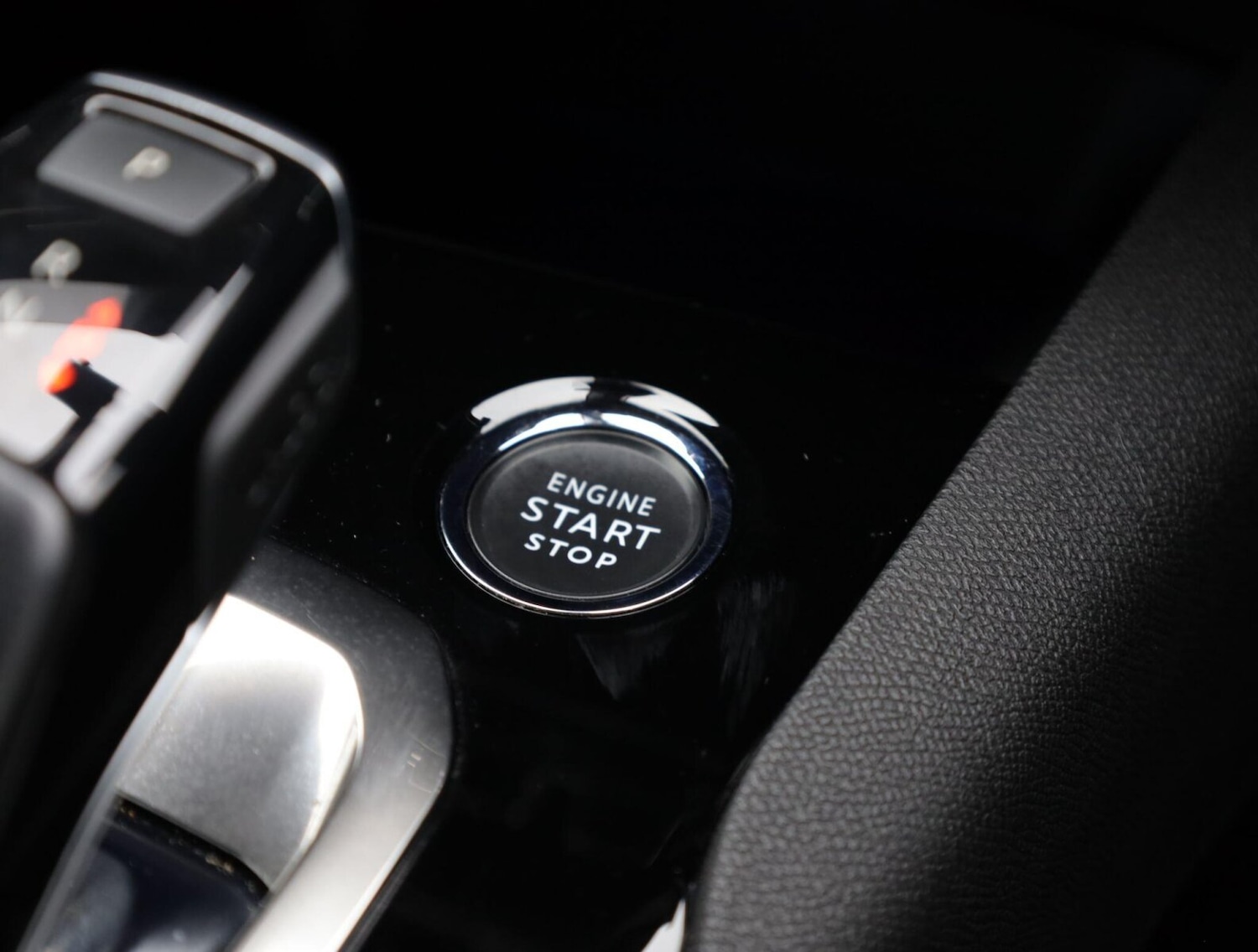 Used Peugeot 3008 2023 for sale - 76675903: Photo 16