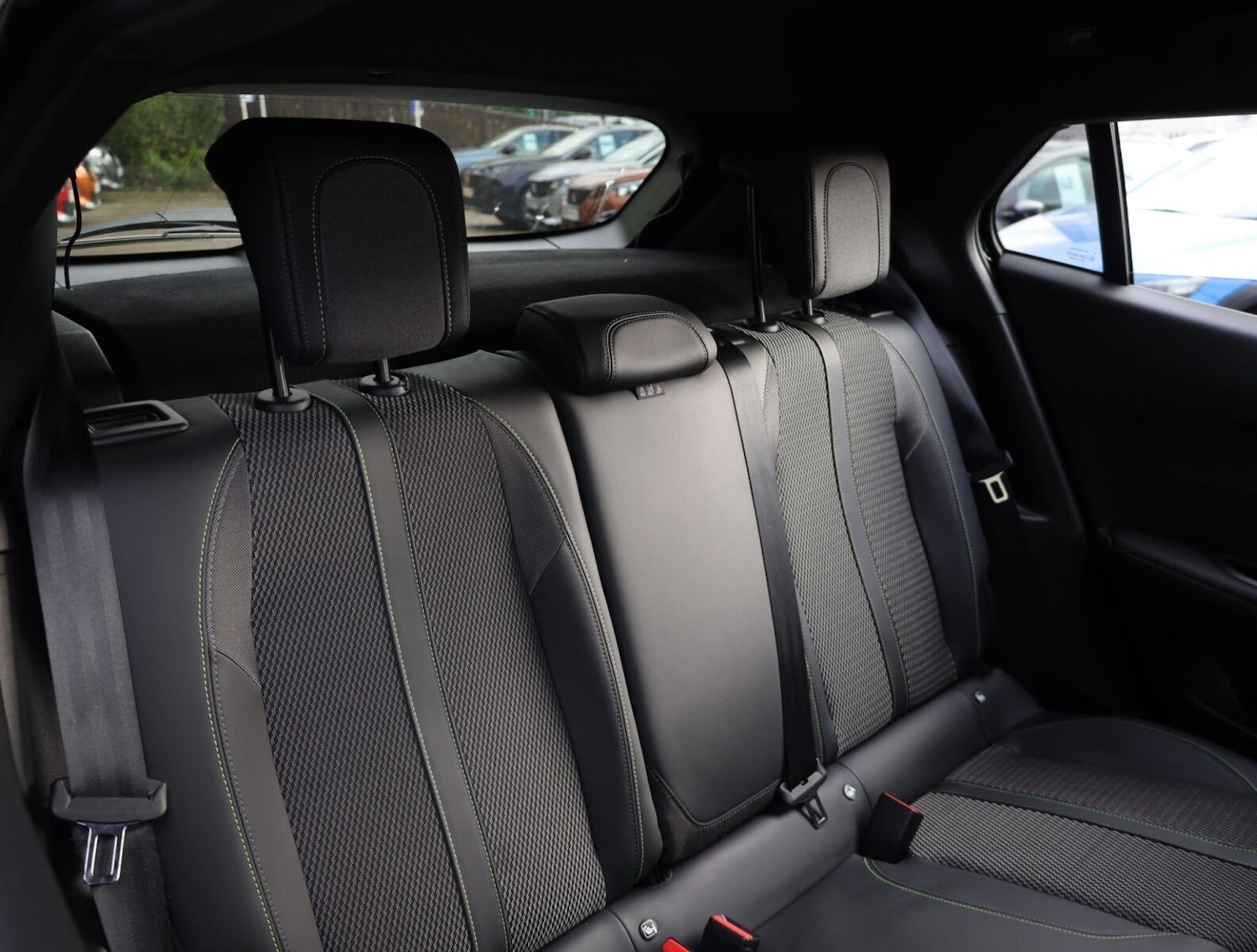 Used Peugeot 2008 2024 for sale - 76677936: Photo 12