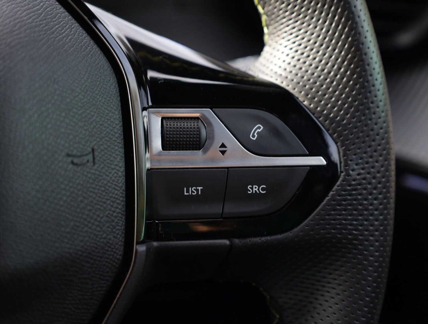 Used Peugeot 2008 2024 for sale - 76677936: Photo 19