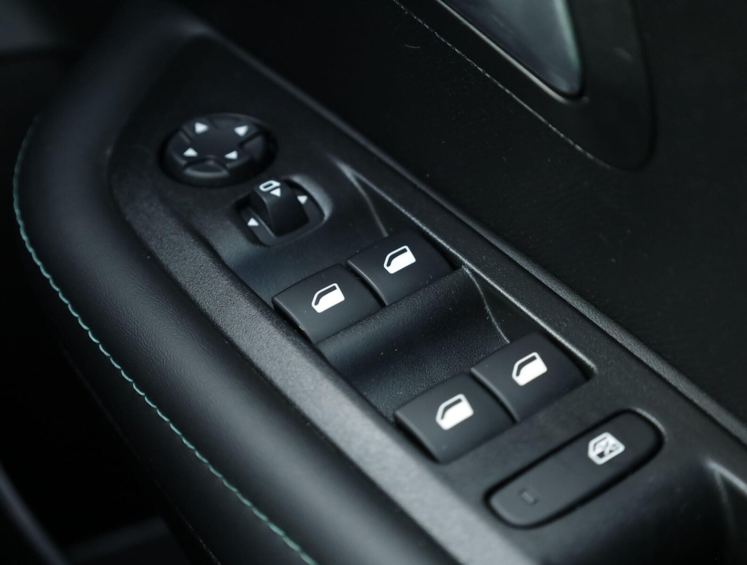 Used Peugeot 208 2020 for sale - 76680919: Photo 13