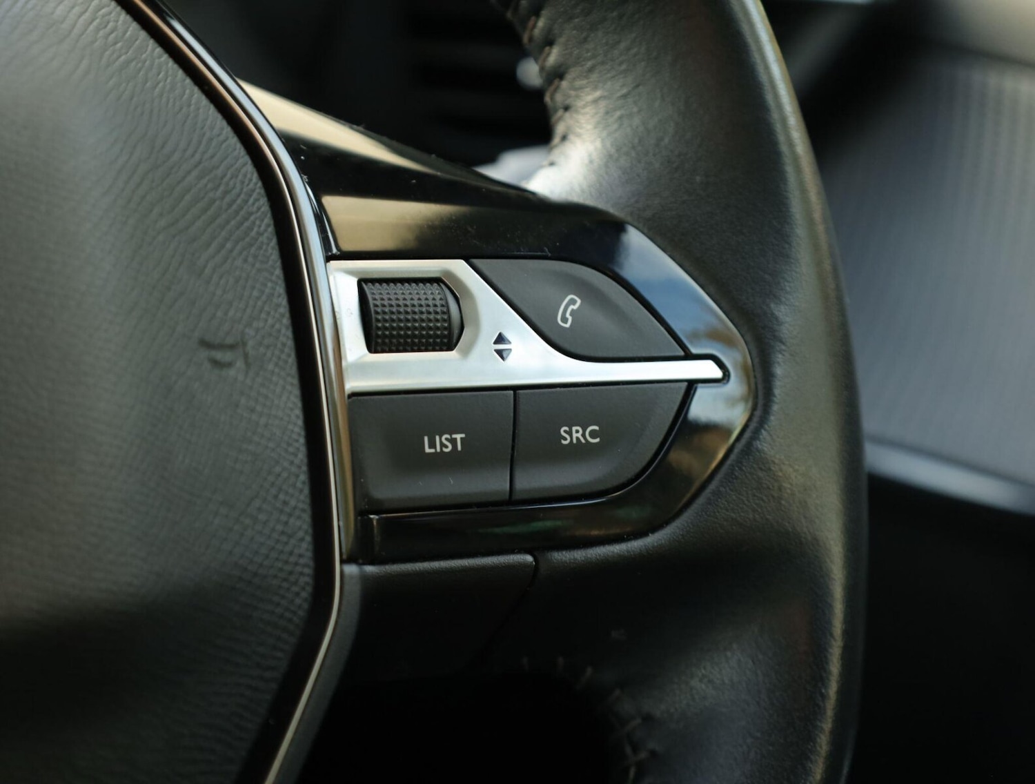 Used Peugeot 208 2020 for sale - 76680919: Photo 17